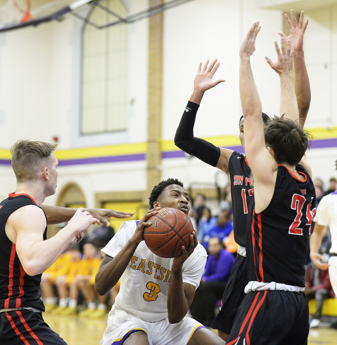 Sun Prairie 69, Madison East 67